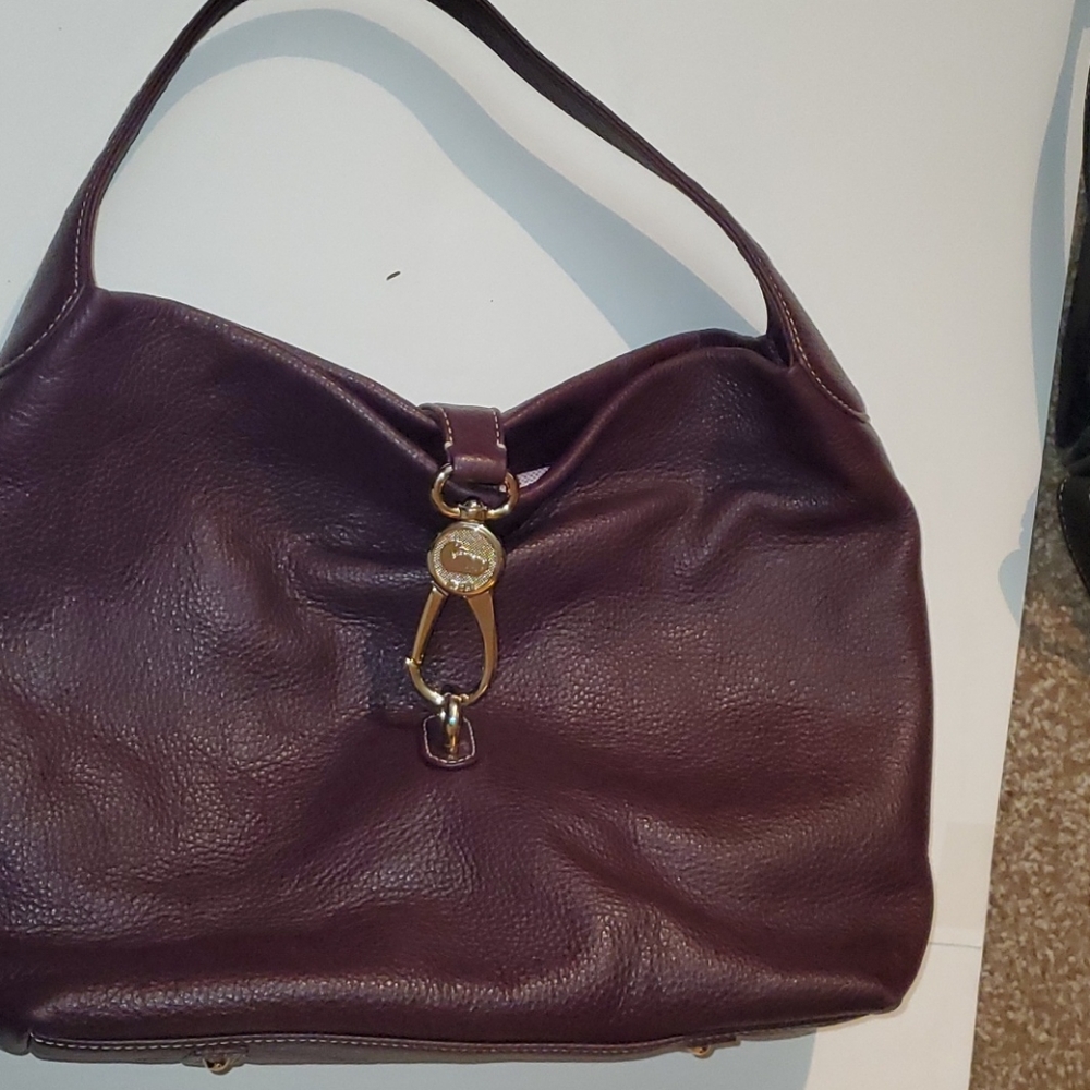Dooney & Bourke